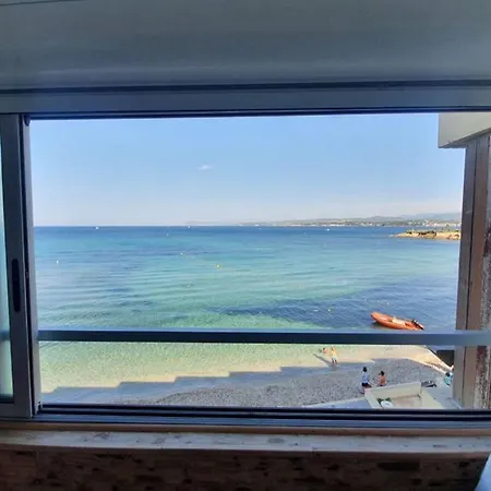 Miramare Pieds Dans L Eau Vue Feerique 180 Feerique Apartmán Six-Fours-les-Plages